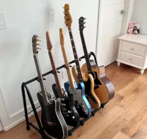 Essential Guitar Accessories for Beginners